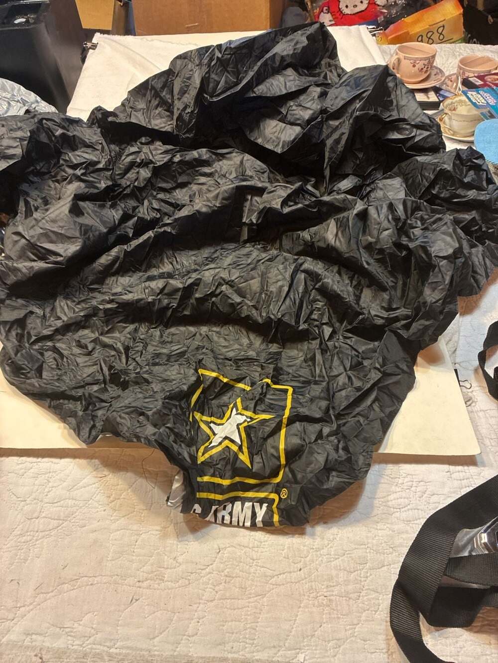 U.S. Army Speed Training Resistance Parachute with Carrying Bag